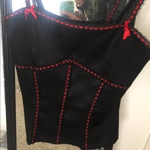 Small Morbid Threads Black/Red Cami